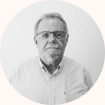 Headshot of Dr. Thomas Wnorowski